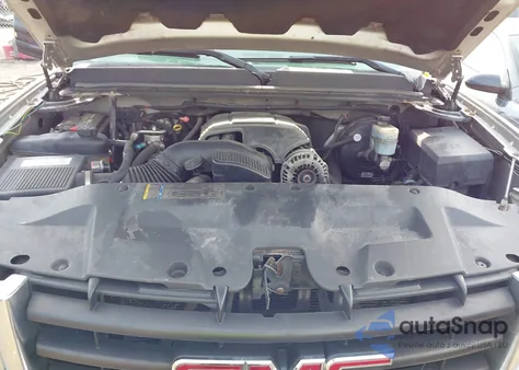 2007 GMC Sierra 1500 Sl z USA, uszkodzony, nr VIN 2GTEC13C571733569